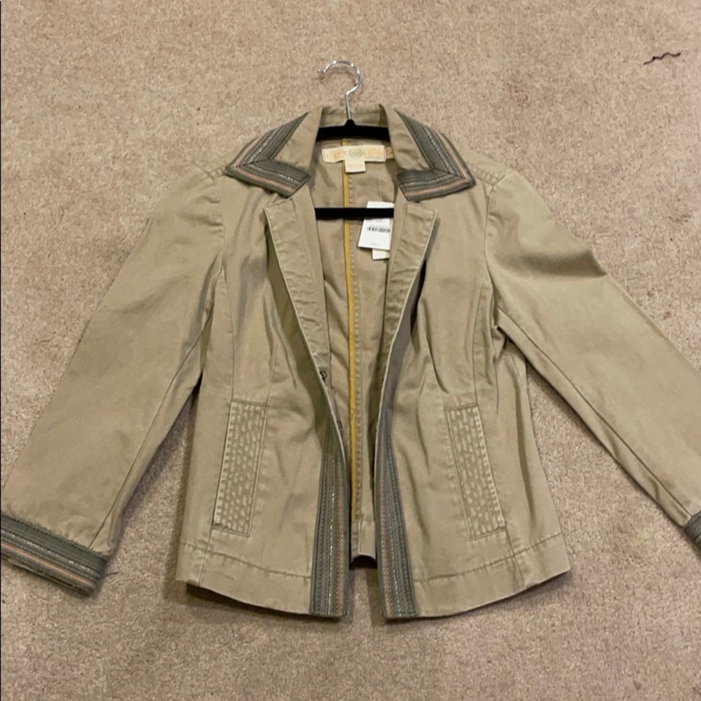 New with tags! Chino cropped jacket.